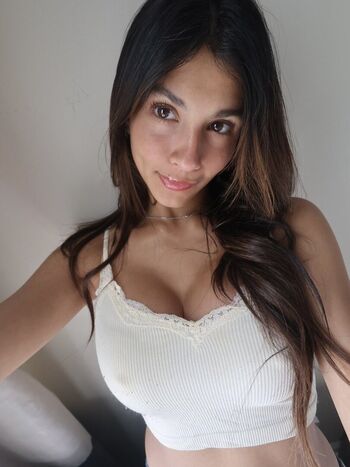 Full leaked Itsellabailey private onlyfans photo