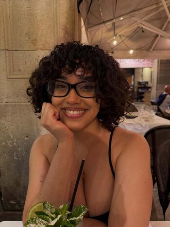 Full leaked Itsqueennovaa private onlyfans photo