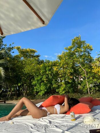 Full leaked Janemary private onlyfans photo