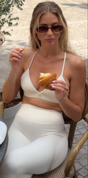 Full leaked Janni deler private onlyfans photo
