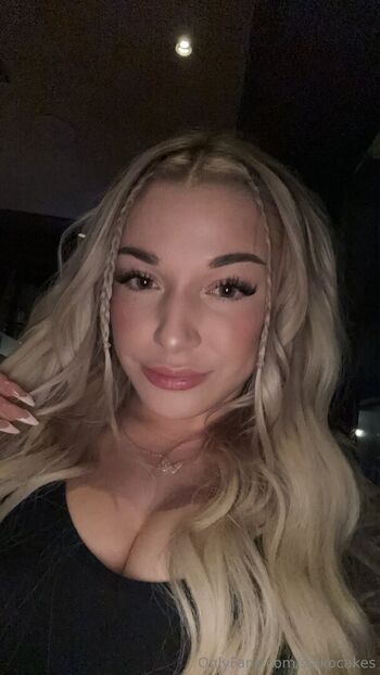 Full leaked Jasmineecakes private onlyfans photo
