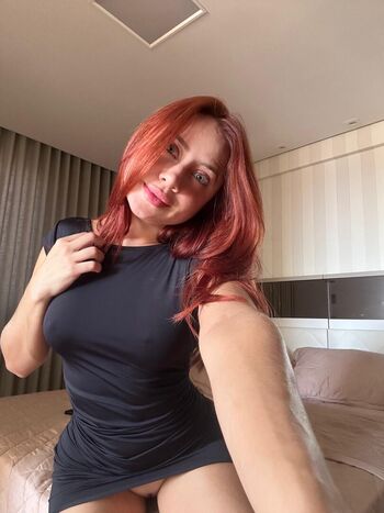 Jennefer Karoline