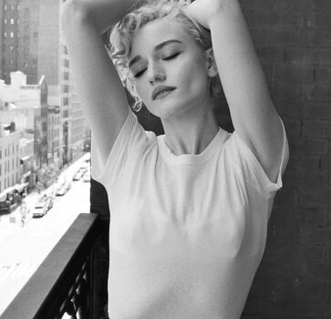 Full leaked Julia garner private onlyfans photo
