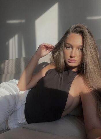 Full leaked Karla cristea private onlyfans photo