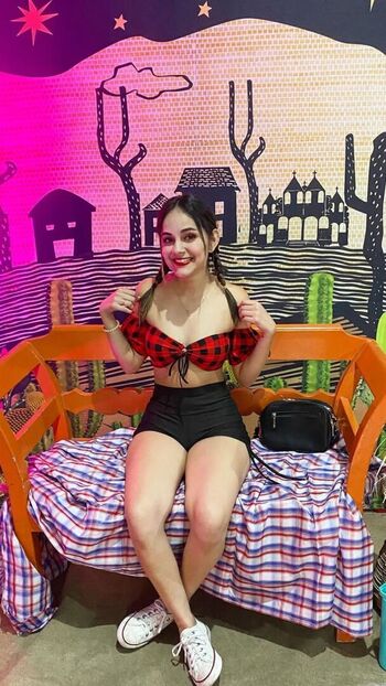 Full leaked Karla hellen page private onlyfans photo