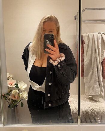 Full leaked Karolina nilsson private onlyfans photo