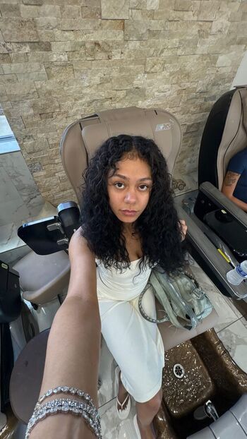 Full leaked Karrahbooo private onlyfans photo