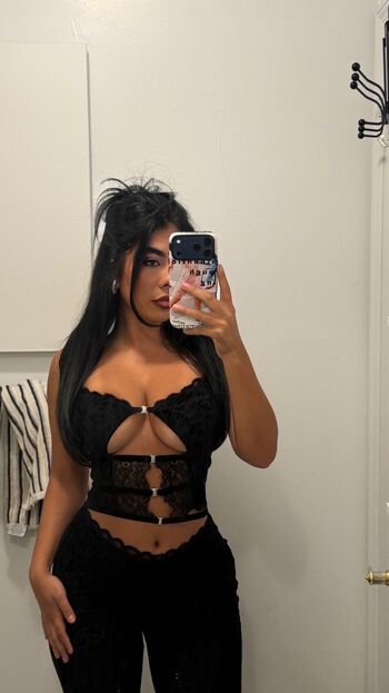 Full leaked Katbritoo private onlyfans photo