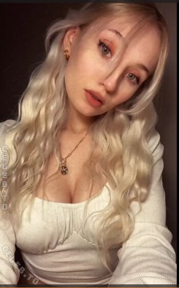 Full leaked Kawaiityra private onlyfans photo