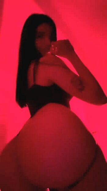 Full leaked Kittenluuuv private onlyfans photo