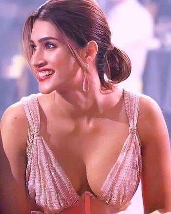 Full leaked Kritisanon private onlyfans photo