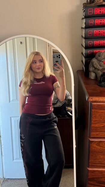 Full leaked Krysttl private onlyfans photo