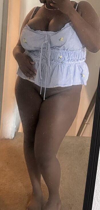 Full leaked Ladeywine private onlyfans photo