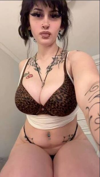 Full leaked Lanabigcherry private onlyfans photo