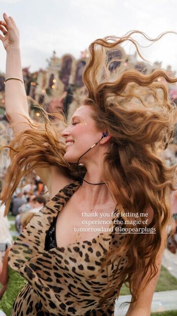 Full leaked Larsen thompson private onlyfans photo