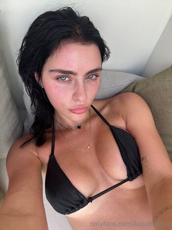 Full leaked Lauren hamden  page private onlyfans photo