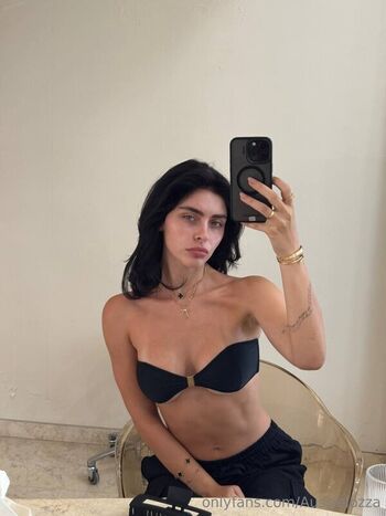 Full leaked Lauren hamden  page private onlyfans photo