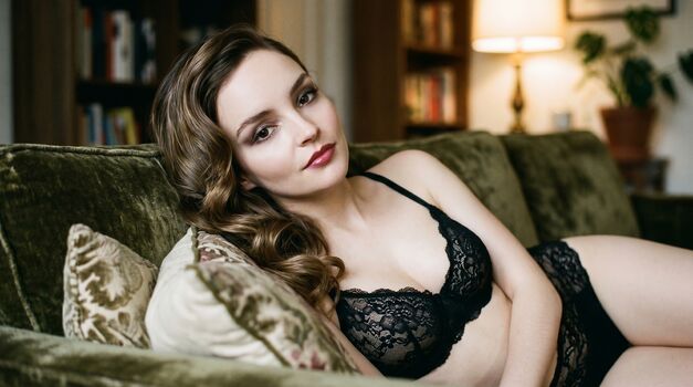 Lauren Mayberry