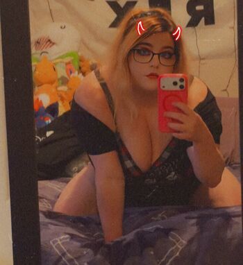 Full leaked Laurieanarchy private onlyfans photo