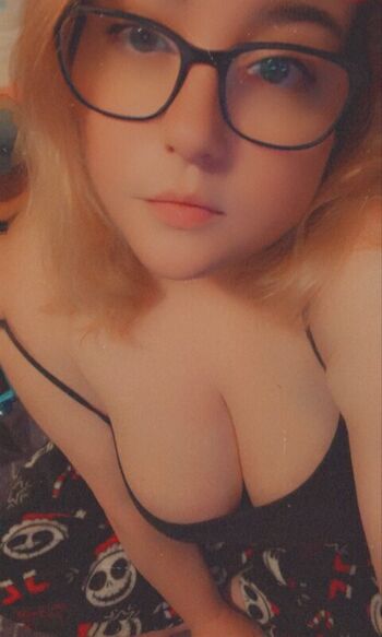Full leaked Laurieanarchy private onlyfans photo