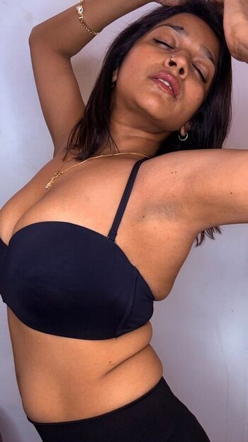 Full leaked Lavanya manickam private onlyfans photo