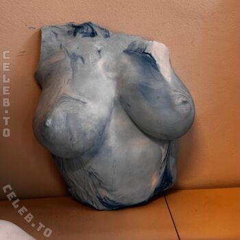 Full leaked Leila lowfire private onlyfans photo