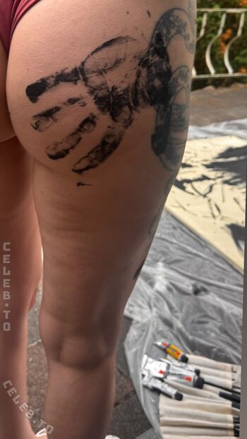 Full leaked Leila lowfire private onlyfans photo