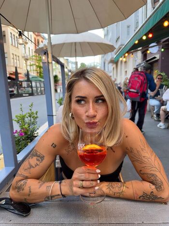 Lena Ajoy