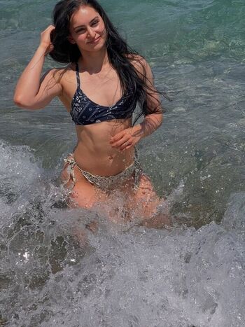 Full leaked Leona maronn private onlyfans photo