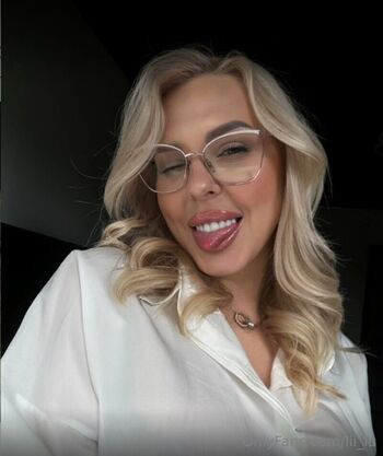 Full leaked Lii lu private onlyfans photo