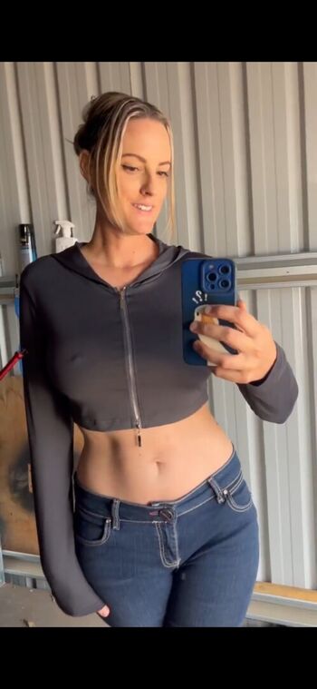 Full leaked Lilabrookestone private onlyfans photo