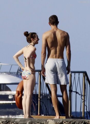 Full leaked Lily collins private onlyfans photo