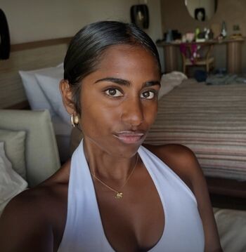 Full leaked Littledeeva private onlyfans photo