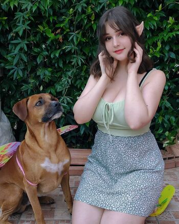 Full leaked Lizirayy private onlyfans photo