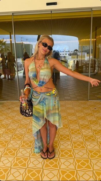 Full leaked Lucy fallon private onlyfans photo