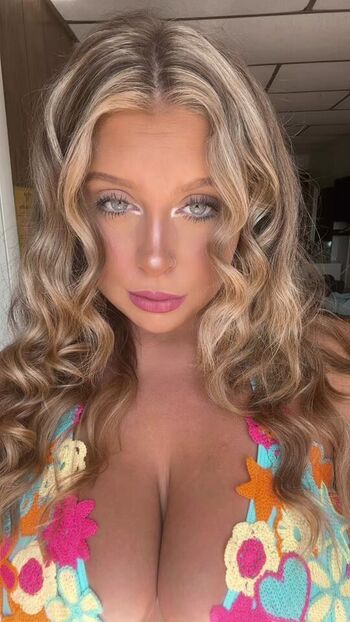 Full leaked Maddie fulcher private onlyfans photo