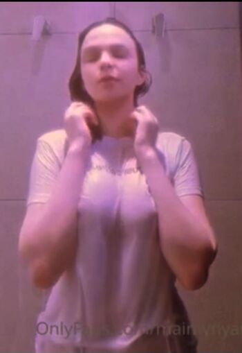 Maimy ASMR