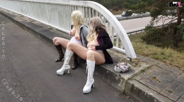 Full leaked Mandyreal private onlyfans photo