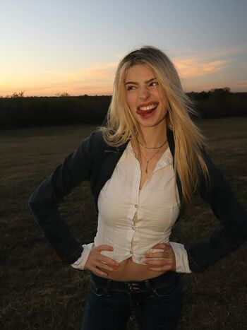 Full leaked Mckennabull private onlyfans photo