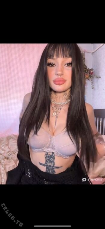 Full leaked Mebeaxx private onlyfans photo
