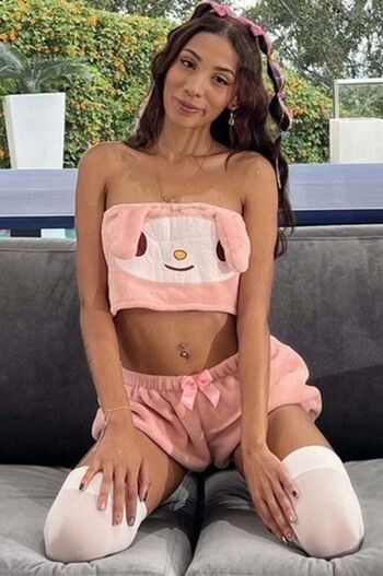 Meganpetite