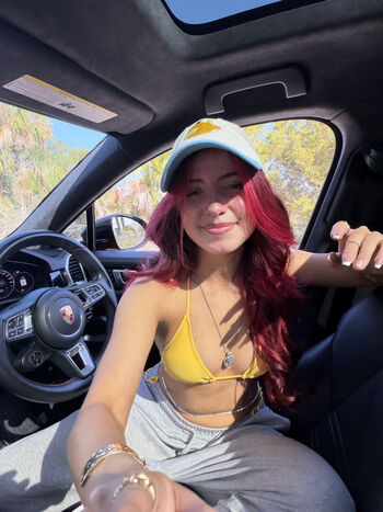 Full leaked Midget miki private onlyfans photo
