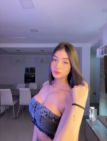 Full leaked Milangiee private onlyfans photo