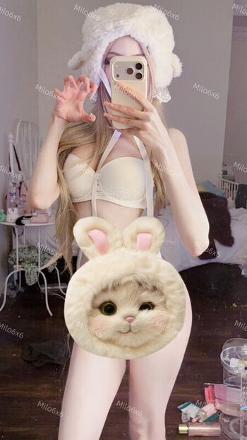 Full leaked Milox private onlyfans photo