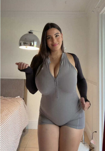 Full leaked Mimi private onlyfans photo