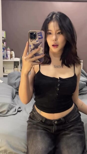Full leaked Miniworldz private onlyfans photo