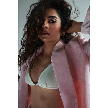 Full leaked Mithila palkar private onlyfans photo