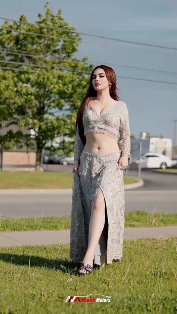 Full leaked Mobina page private onlyfans photo