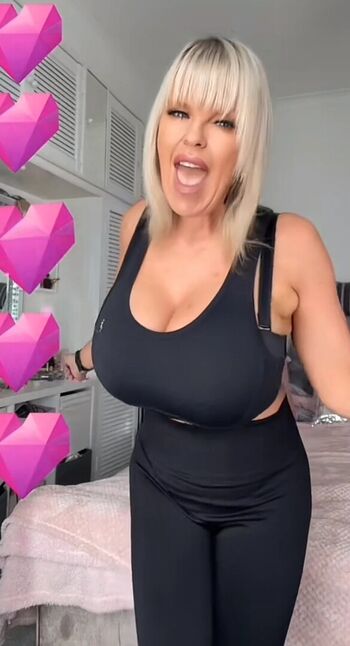Mollyjfoxx