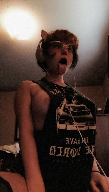 Full leaked Mr buzzles private onlyfans photo